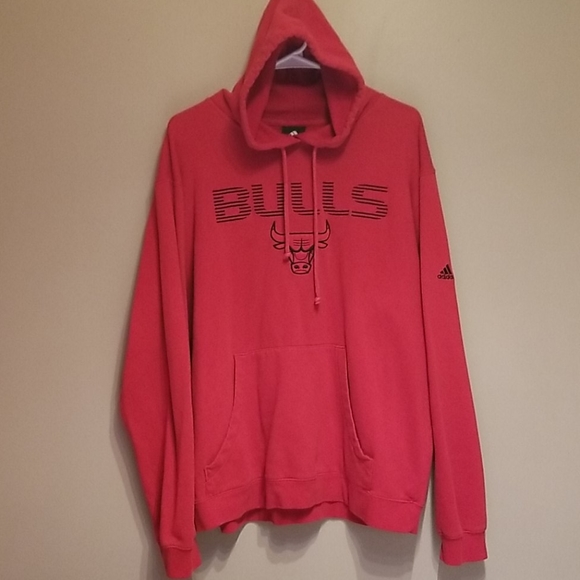 adidas Other - Adidas Chicago Bulls hoodie